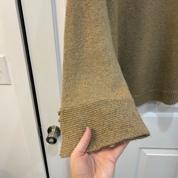 MICHAEL Michael Kors Loose Turtleneck Sweater Curved Hem Long Sleeve Women Sz L - Picture 4 of 10